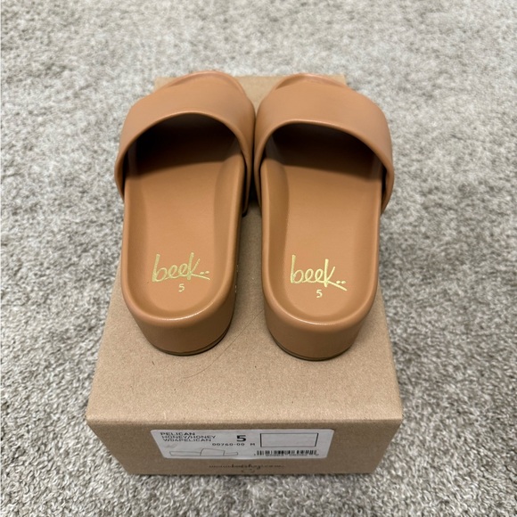 Beek Sandals - Picture 3 of 5